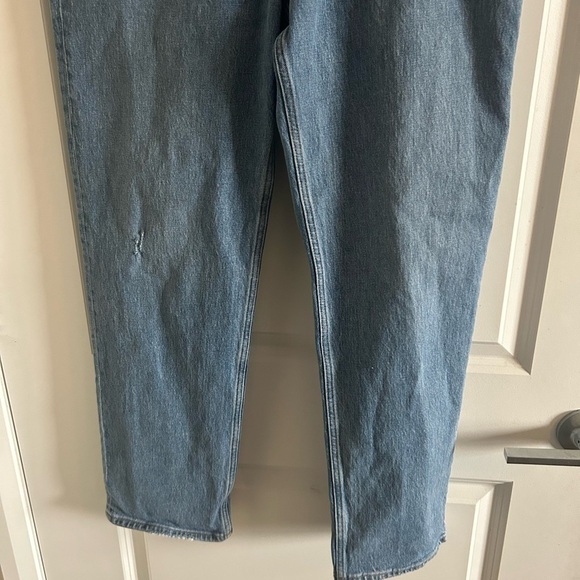 Abercrombie & Fitch Ultra High Rise 90s Straight Jean 32\14 - Picture 3 of 8